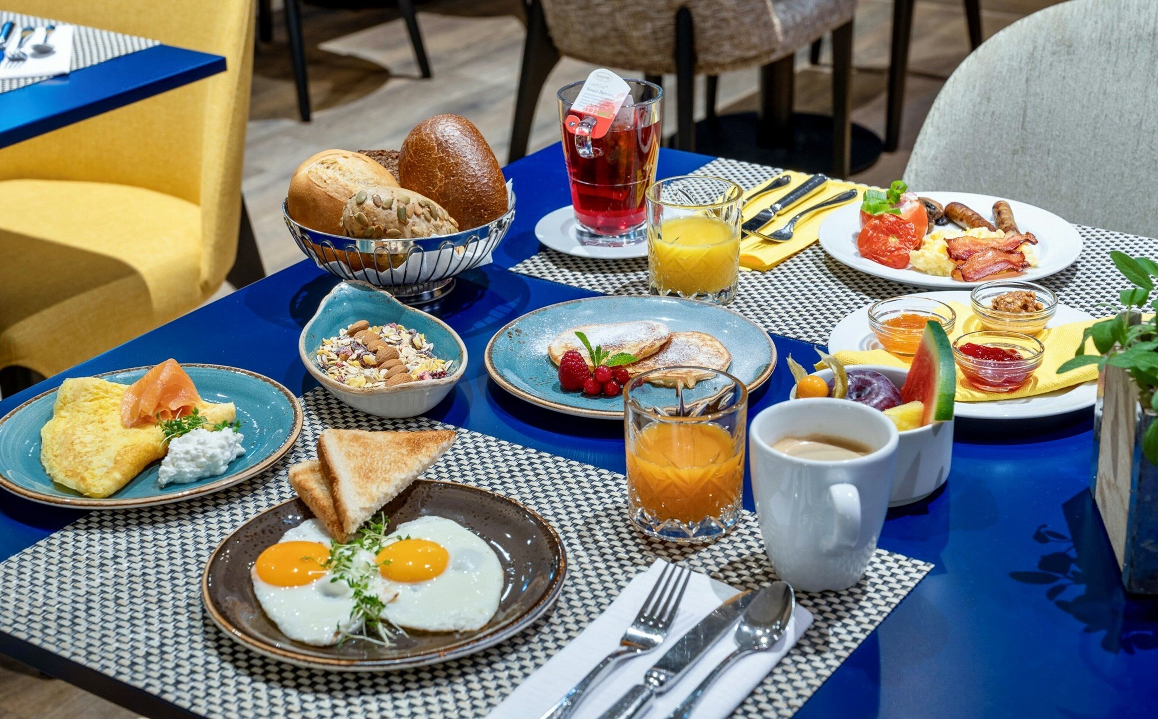 daily buffet breakfast (eur 22 per person)