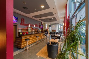 Phục vụ bữa tối 