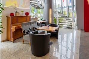 Sala de estar en el lobby