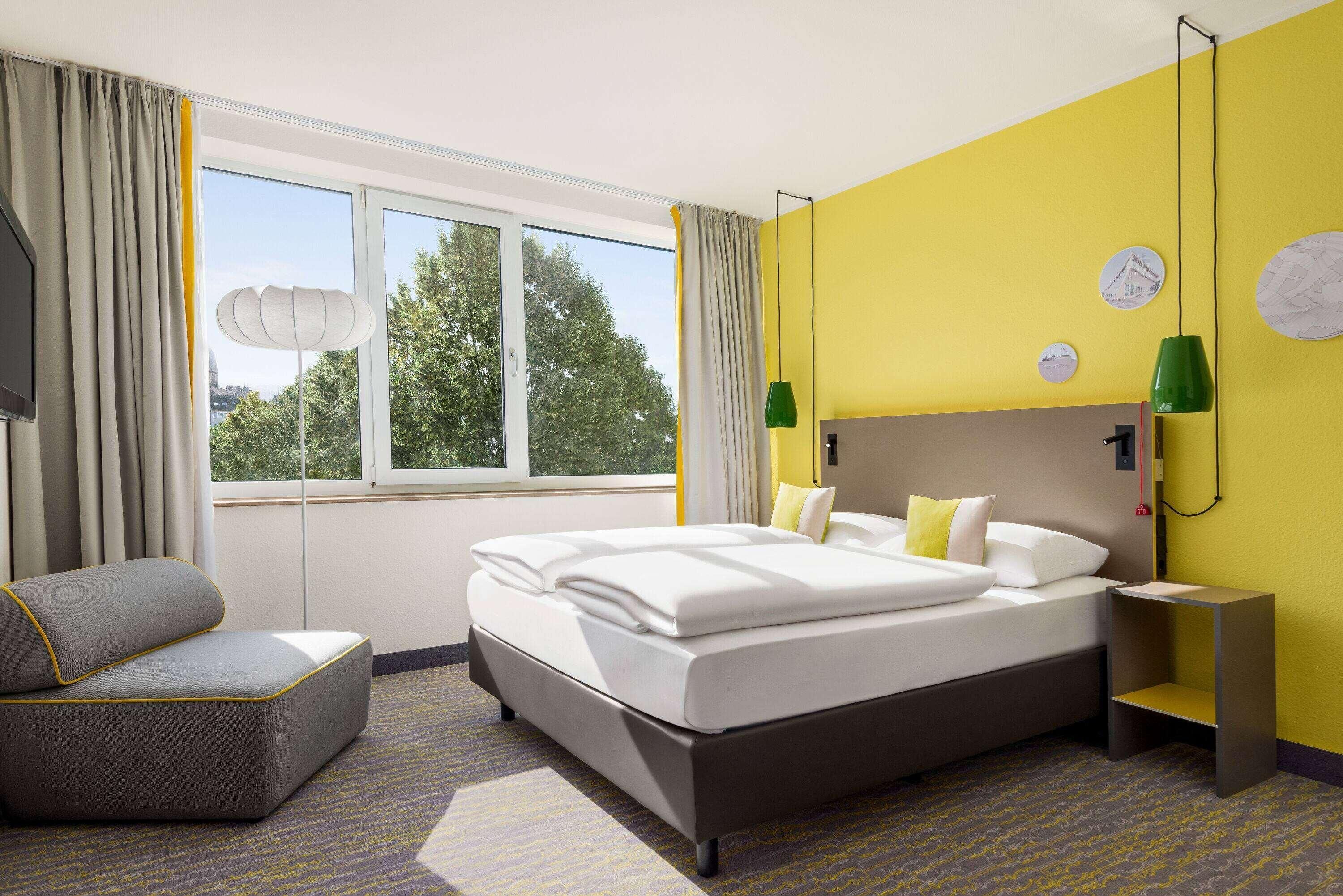 Cortinas opacas y sistema de insonorización