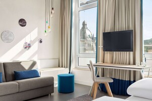 Blackout drapes, soundproofing, iron/ironing board, free WiFi