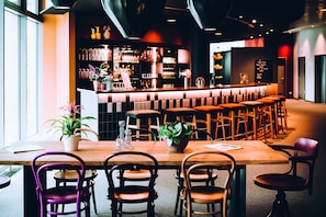 Bar (in der Unterkunft)