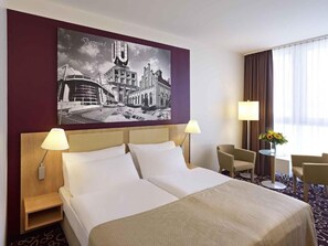 Standard Double Room | Hypo-allergenic bedding, minibar, in-room safe, desk -  Sunday Hotel Dortmund City (Dortmund)