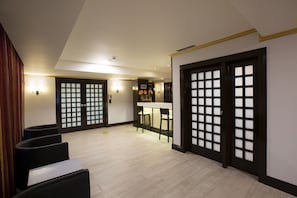 Bar (on property) - Veneza Hotel (Aveiro)