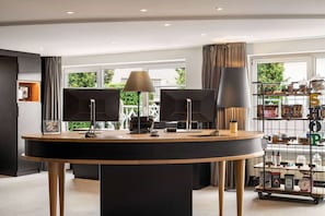 Lobby - Vienna House Easy by Wyndham Coburg (Coburg)