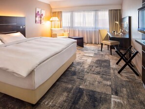 1 bedroom, hypo-allergenic bedding, in-room safe, desk