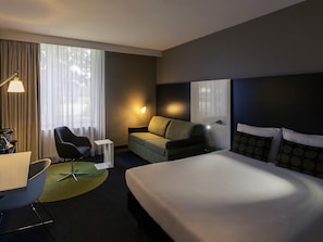 Privilege, 高级双人房, 1 张双人床和 1 张沙发床 | 高档床上用品、办公桌、熨斗/熨板、免费婴儿床