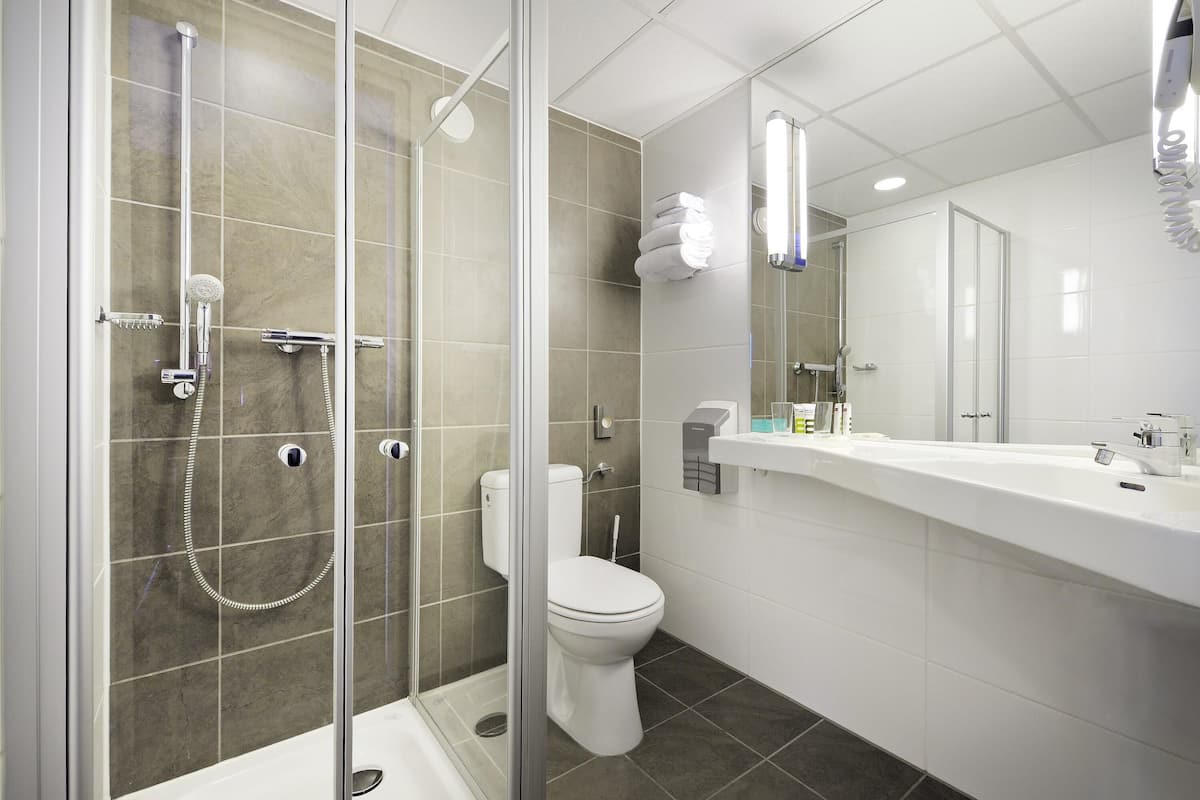 premium bedding, desk, iron/ironing board, free cots/infant beds