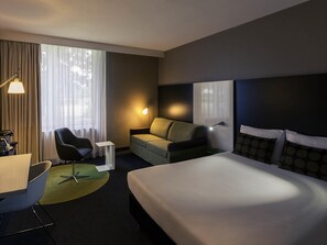 Privilege, Superior Double Room, 1 Double Bed with Sofa bed | Premium bedding, desk, iron/ironing board, free cribs/infant beds