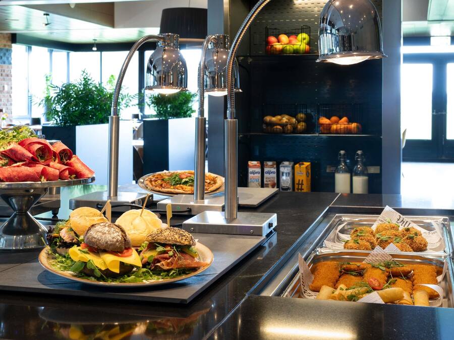 Breakfast, lunch and dinner served