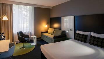 Privilege, Superior Double Room, 1 Double Bed with Sofa bed | Premium bedding, desk, iron/ironing board, free cribs/infant beds