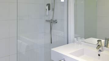 Standard Room, 1 Double Bed with Sofa bed | Bathroom | Eco-friendly toiletries, hair dryer, towels