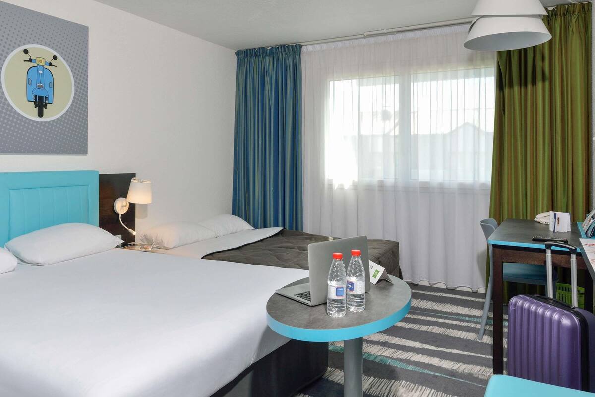 standard room, 1 double bed with sofa bed | premium bedding, individually furnished, desk, blackout curtains