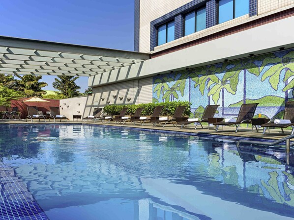 Outdoor pool, sun loungers