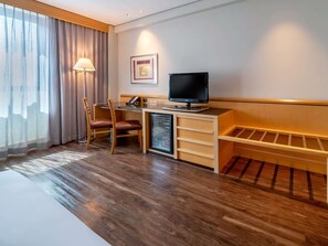 Minibar, in-room safe, desk, blackout curtains