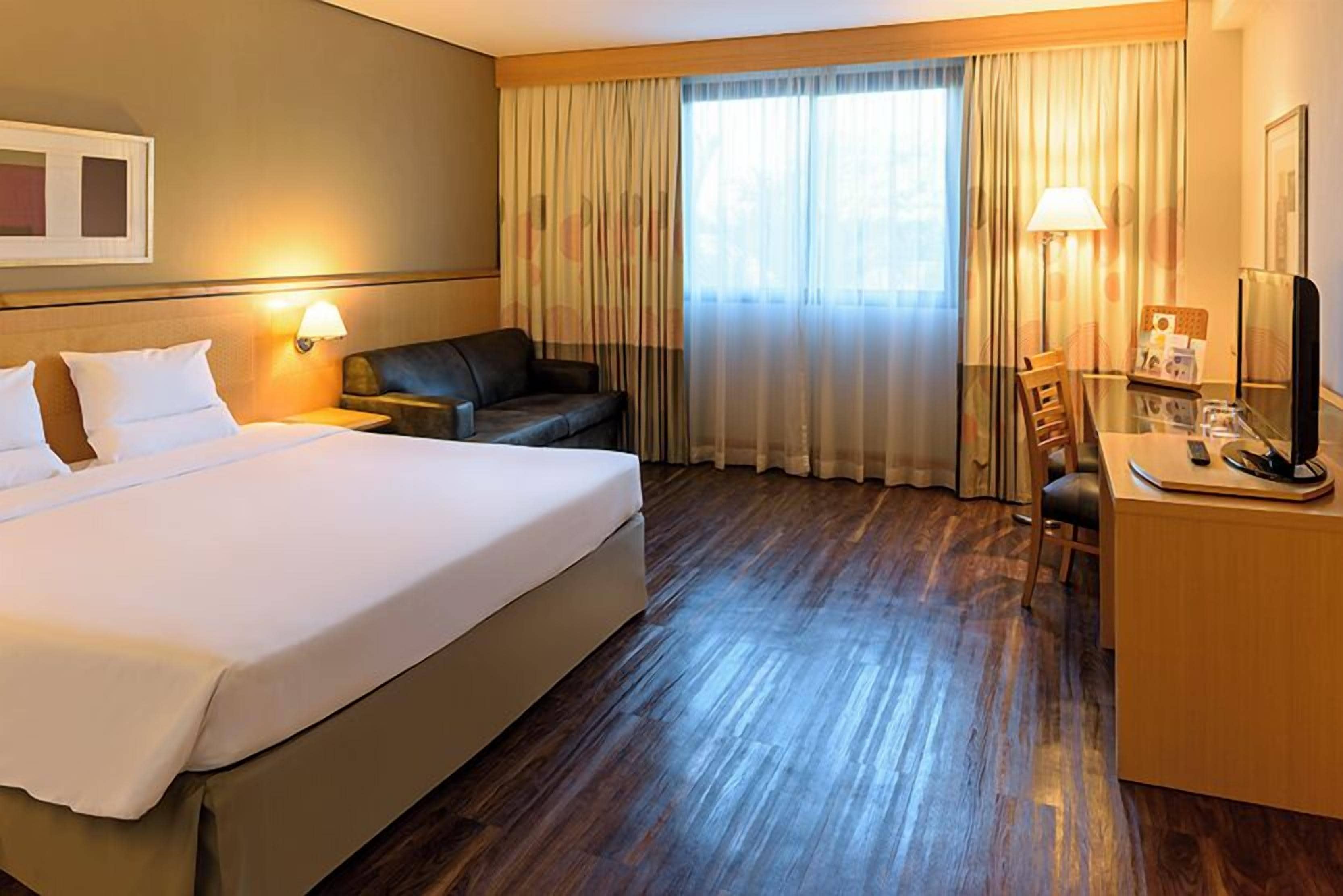 Minibar, in-room safe, desk, blackout curtains