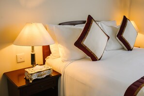 Deluxe Room | Minibar, Zimmersafe, Schreibtisch, Verdunkelungsvorhänge