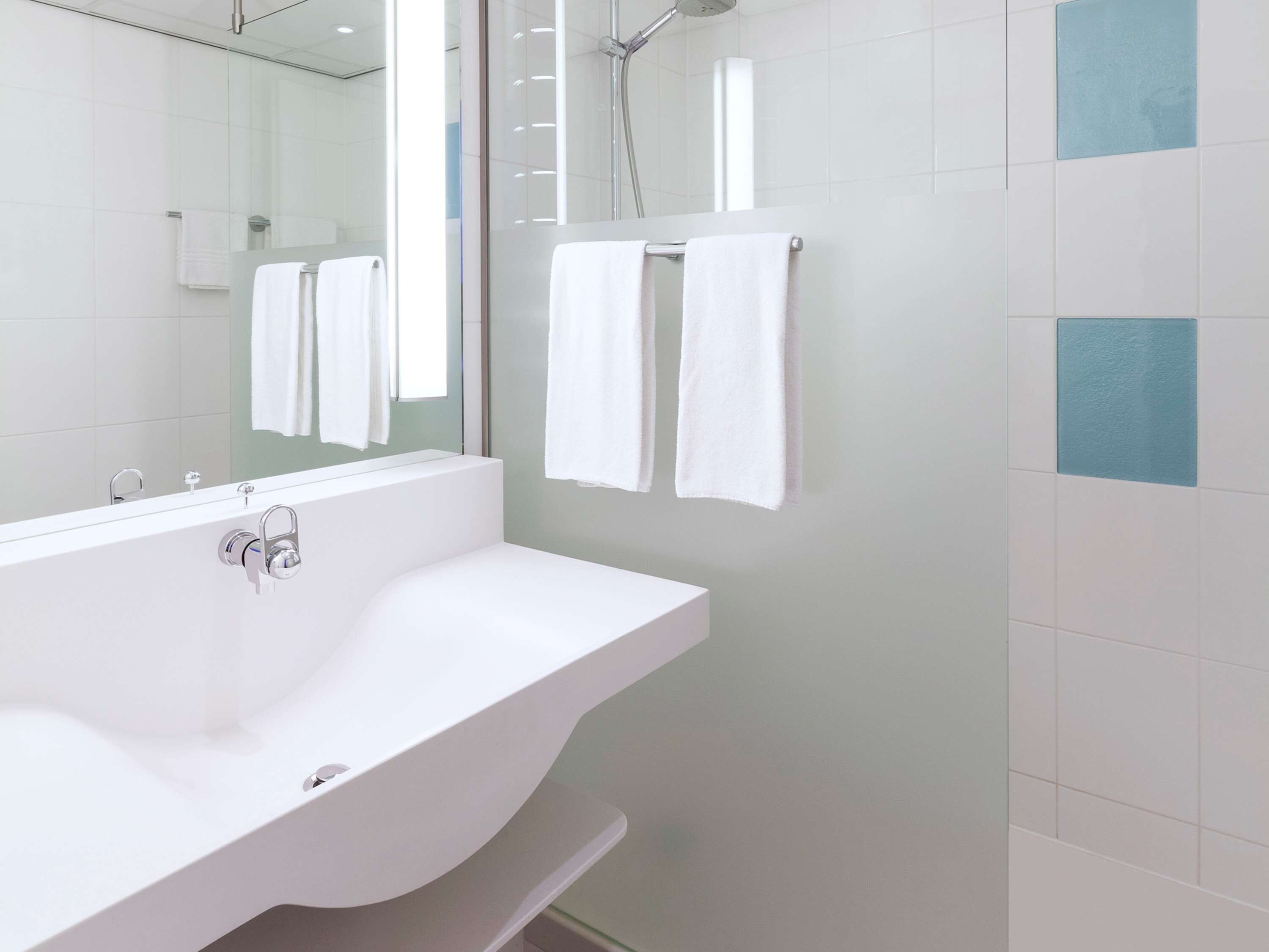 superior room | minibar, in-room safe, desk, laptop workspace