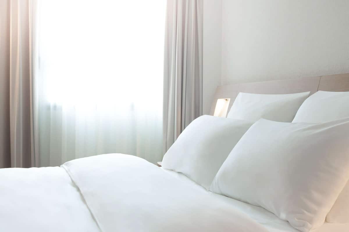 superior double room, 1 double bed with sofa bed | minibar, in-room safe, desk, laptop workspace
