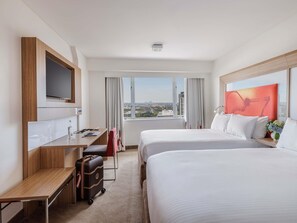 1 bedroom, minibar, in-room safe, desk
