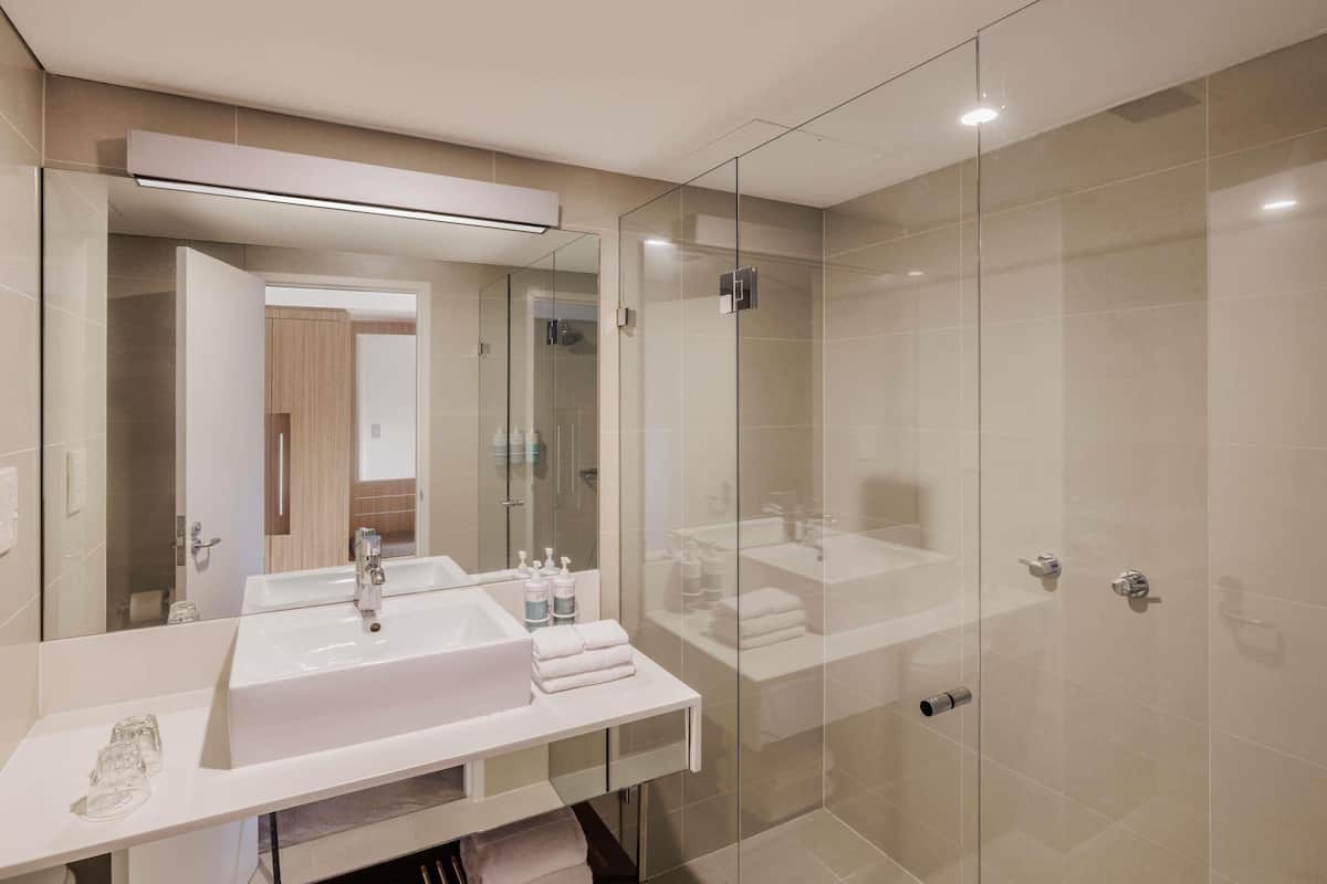 1 bedroom, minibar, in-room safe, desk