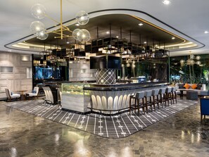 Bar (en la propiedad)