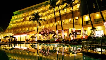 Front of property – evening/night