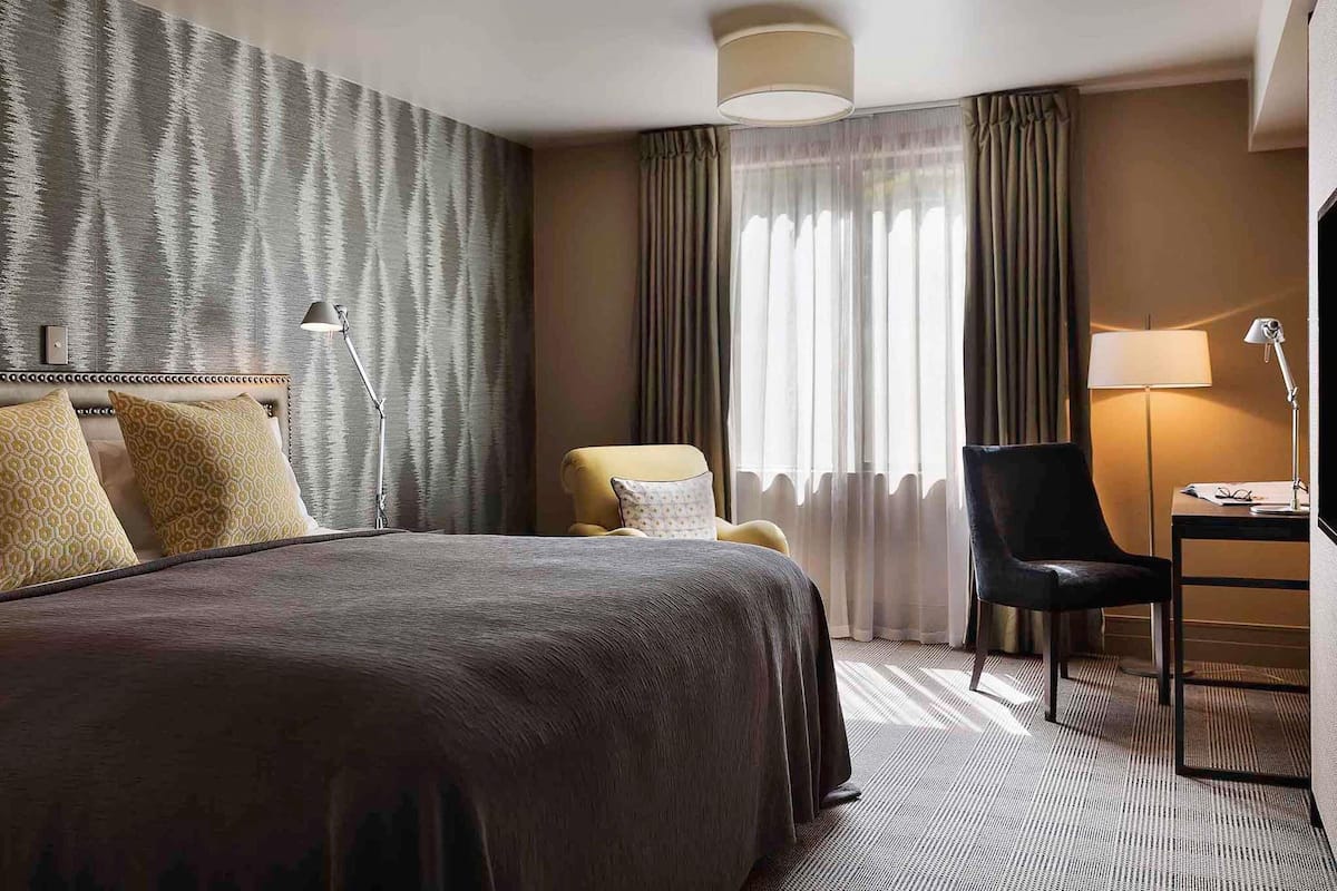 1 bedroom, premium bedding, down duvets, in-room safe