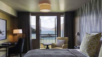 Guest Room, Balcony, Lake View | Premium bedding, down duvets, in-room safe, laptop workspace