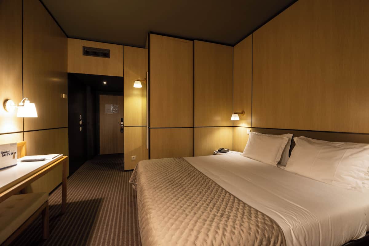 1 bedroom, minibar, in-room safe, desk