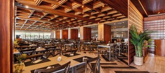 Axis Vermar Conference & Beach Hotel