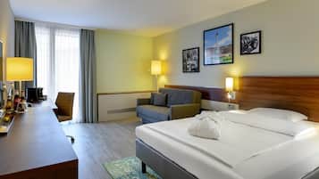 Caja fuerte, escritorio, espacio para trabajar con un portátil