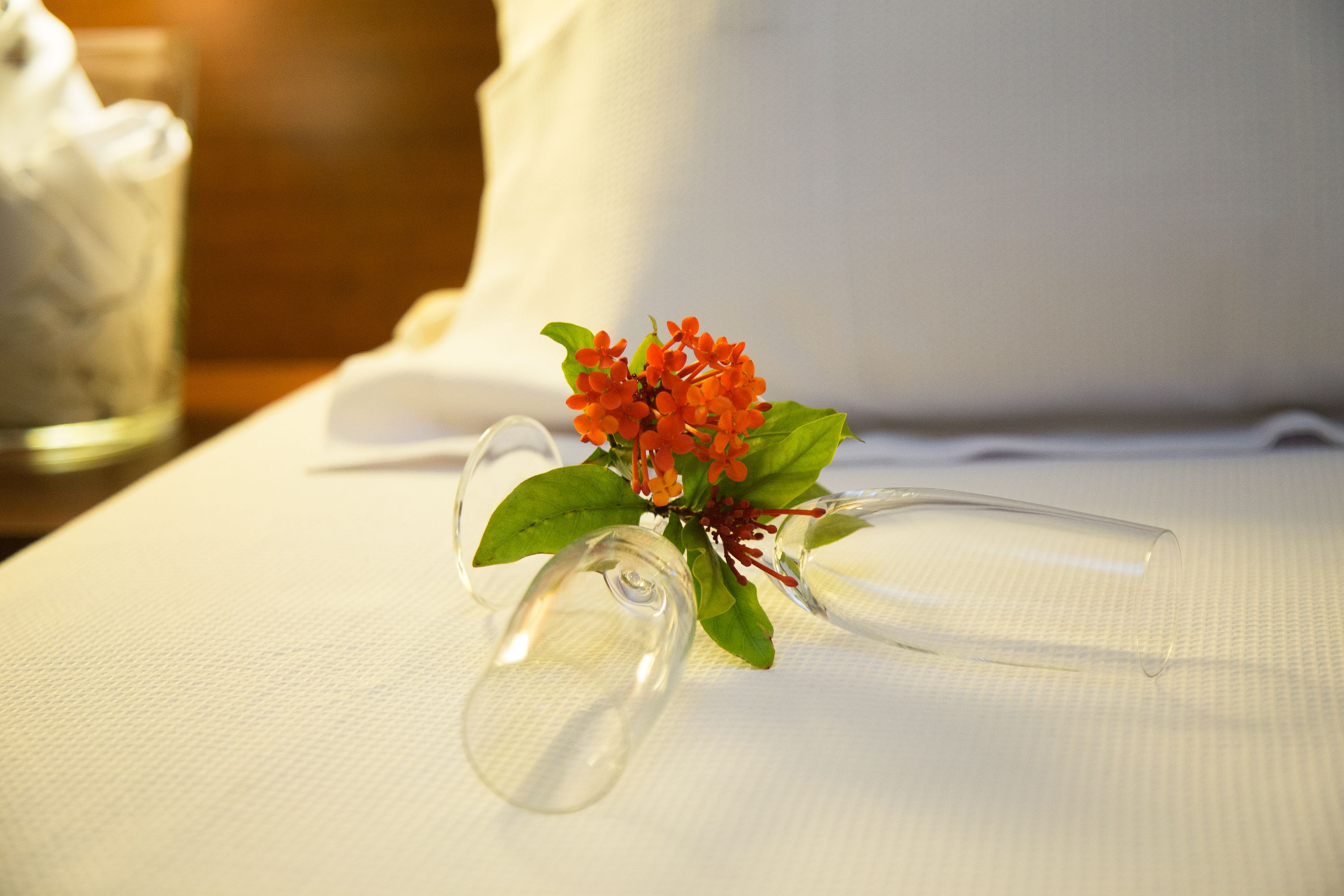 2 bedrooms, premium bedding, minibar, in-room safe