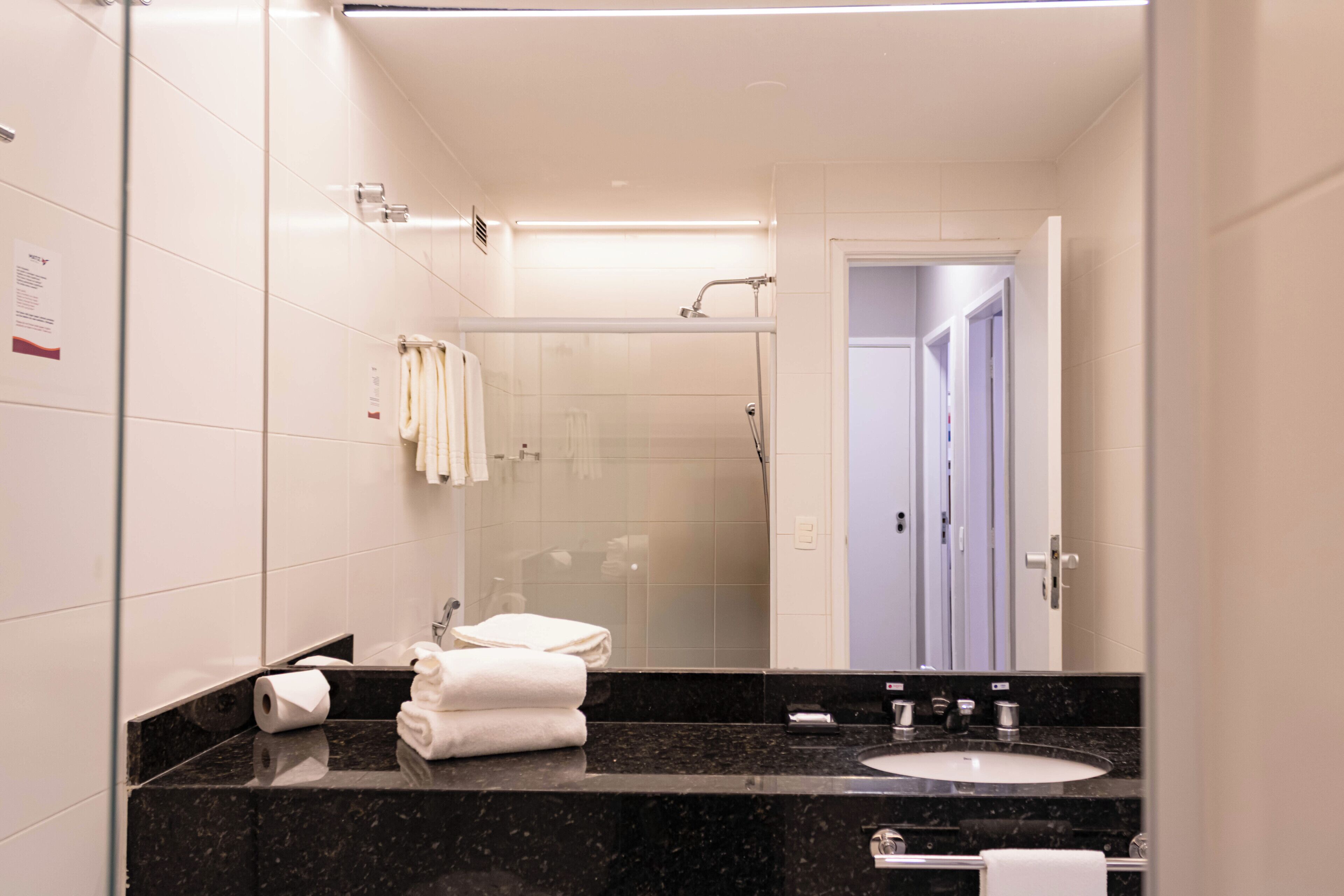 shower, rainfall showerhead, free toiletries, hair dryer