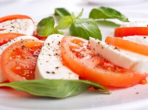 Breakfast, lunch, dinner served; international cuisine 