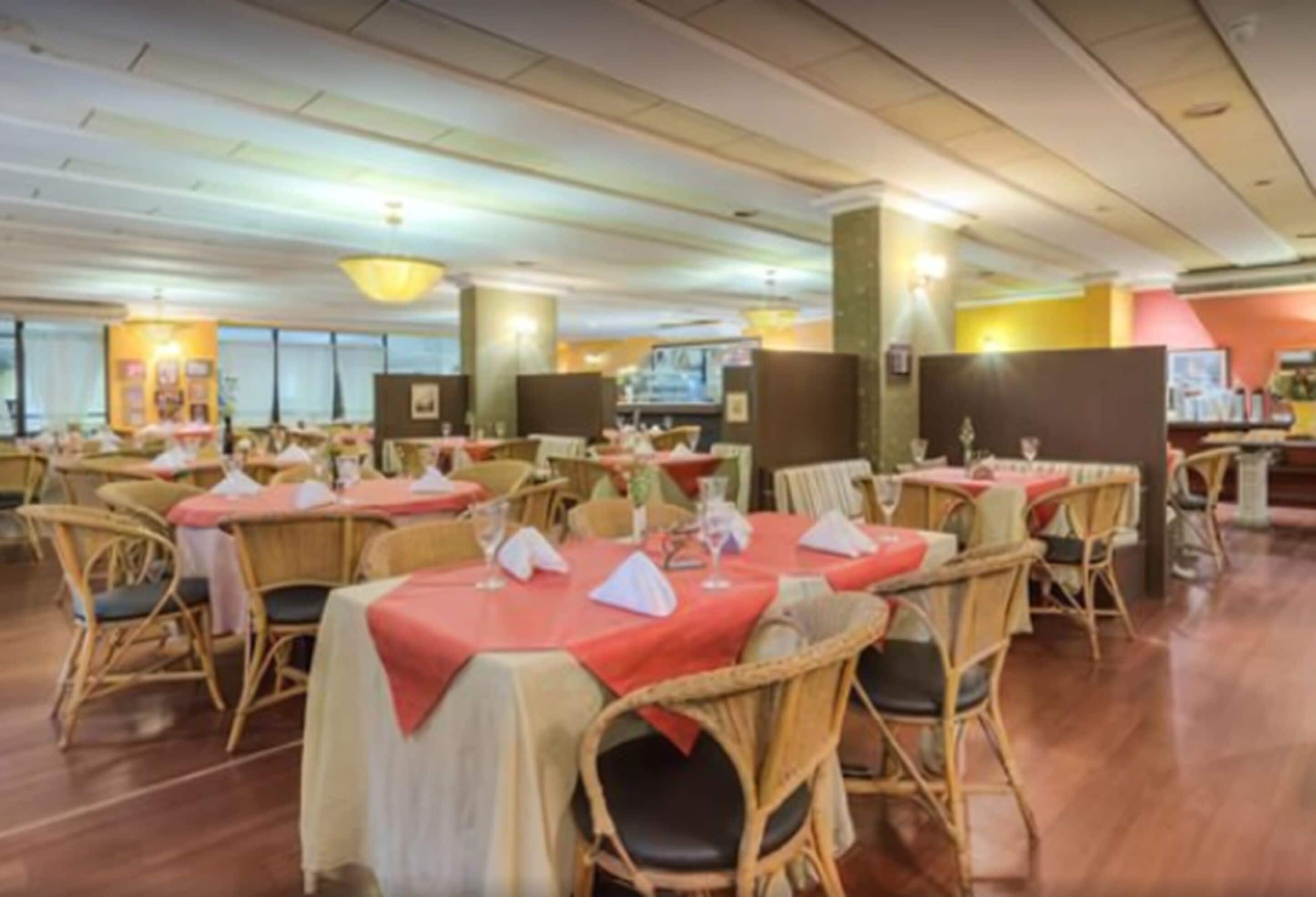 Desayuno buffet incluido todos los días