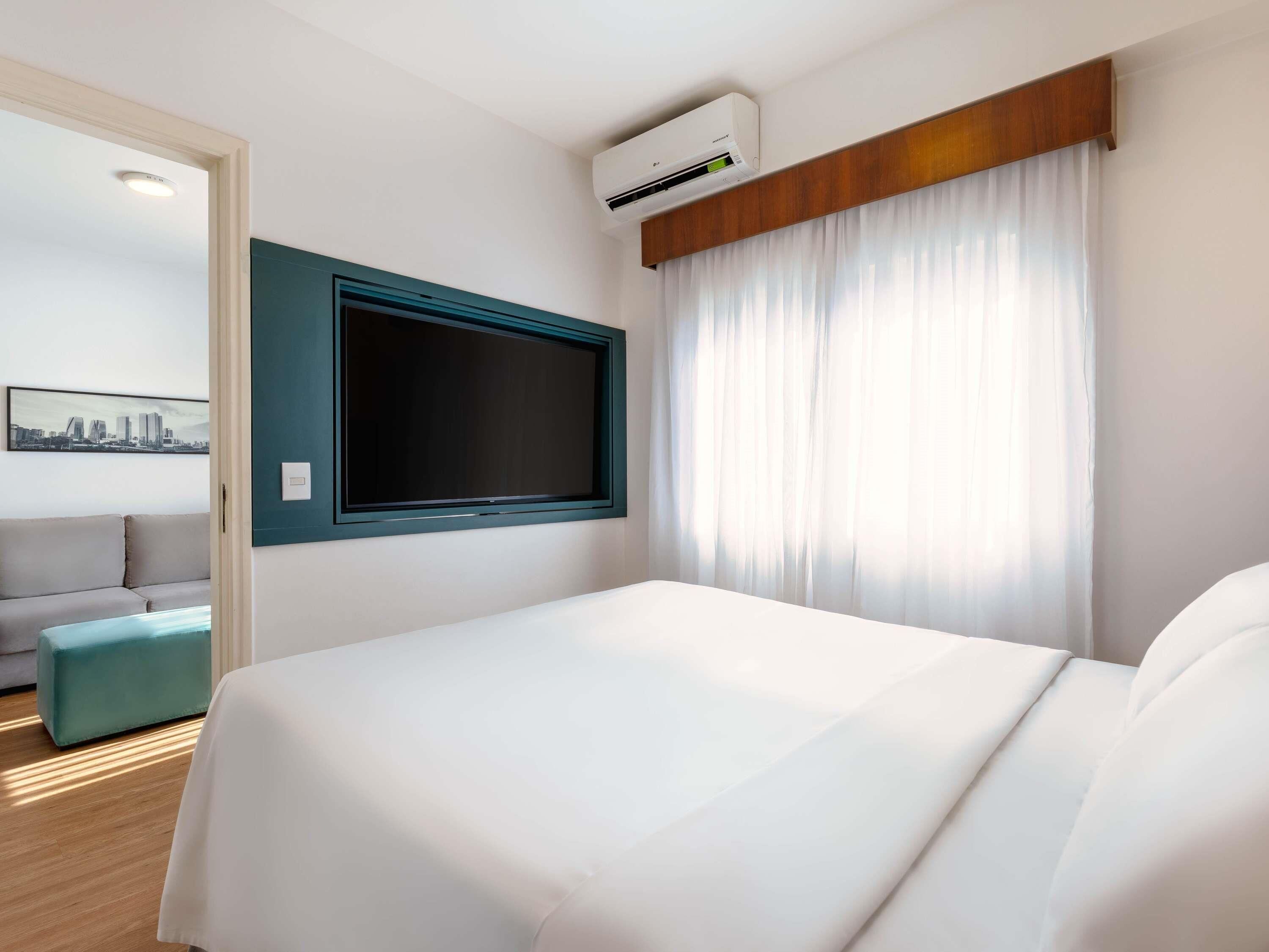 Minibar, in-room safe, desk, laptop workspace