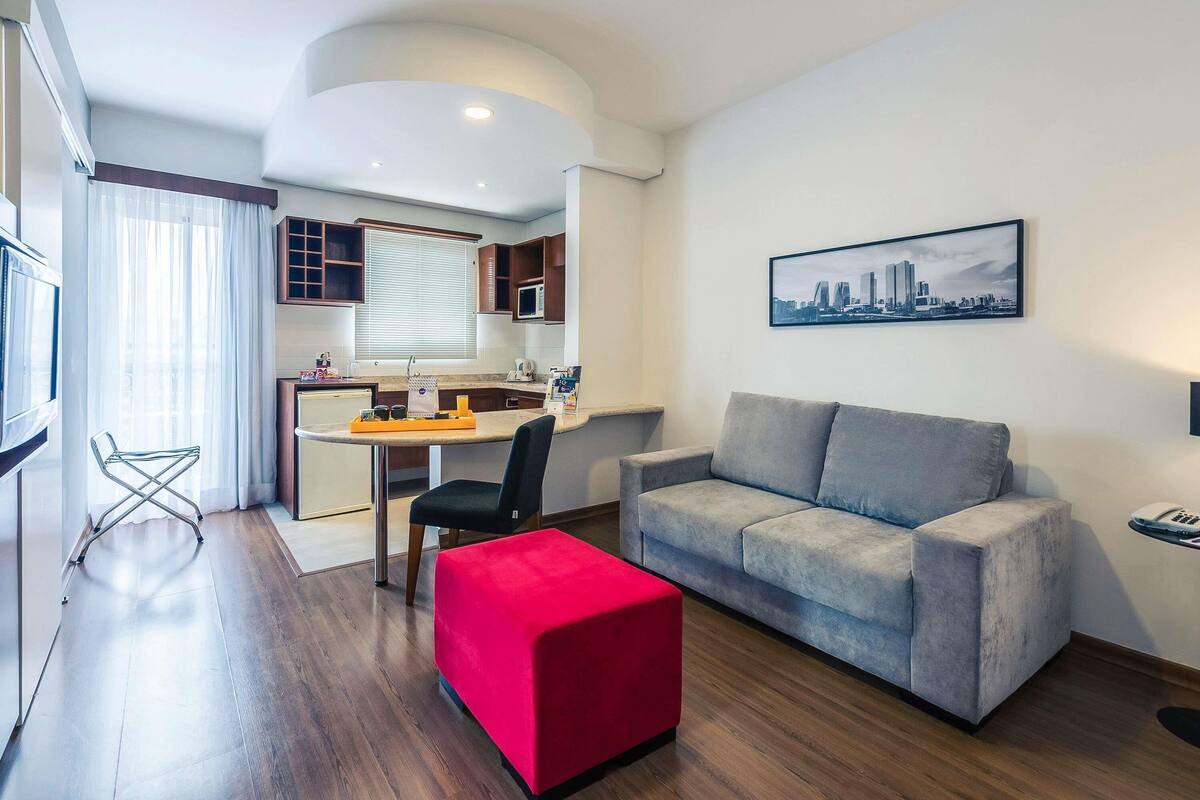 Superior Apartment, 2 Twin Beds, Kitchen | Minibar, in-room safe, desk, laptop workspace