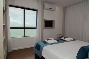Superior Room, 1 Queen Bed | View from room