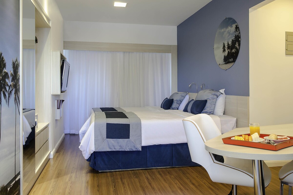 Classic Twin Room, 2 Twin Beds | Minibar, desk, blackout drapes, soundproofing