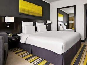 Down comforters, in-room safe, individually furnished, desk