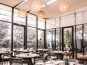 Frühstück, Mittagessen, Abendessen, französische Küche