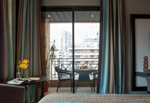 Luxury-Zimmer, 1 King-Bett, Balkon | Bettwäsche aus ägyptischer Baumwolle, hochwertige Bettwaren