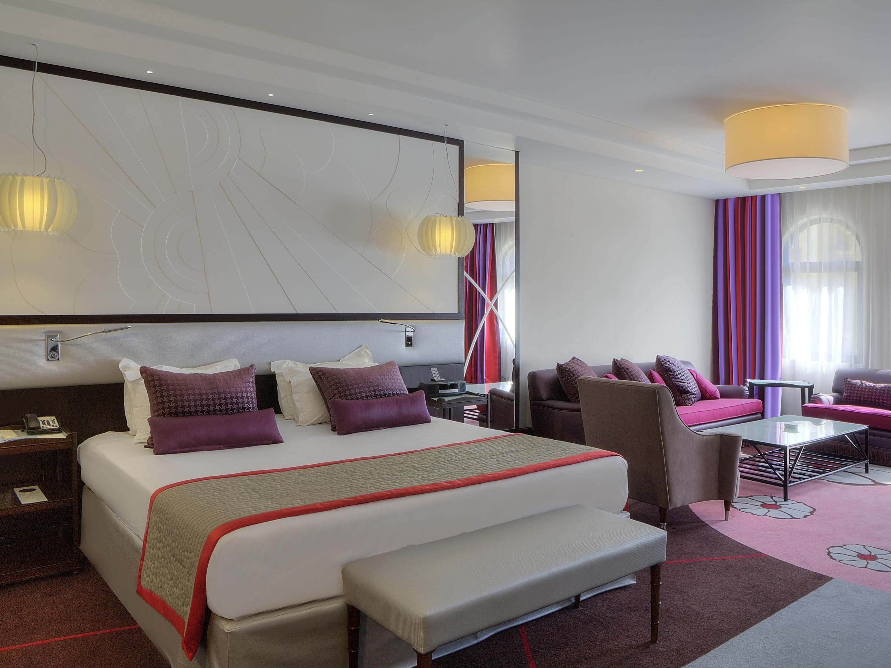 Junior Suite, 1 King Bed | Egyptian cotton sheets, premium bedding, pillowtop beds, minibar