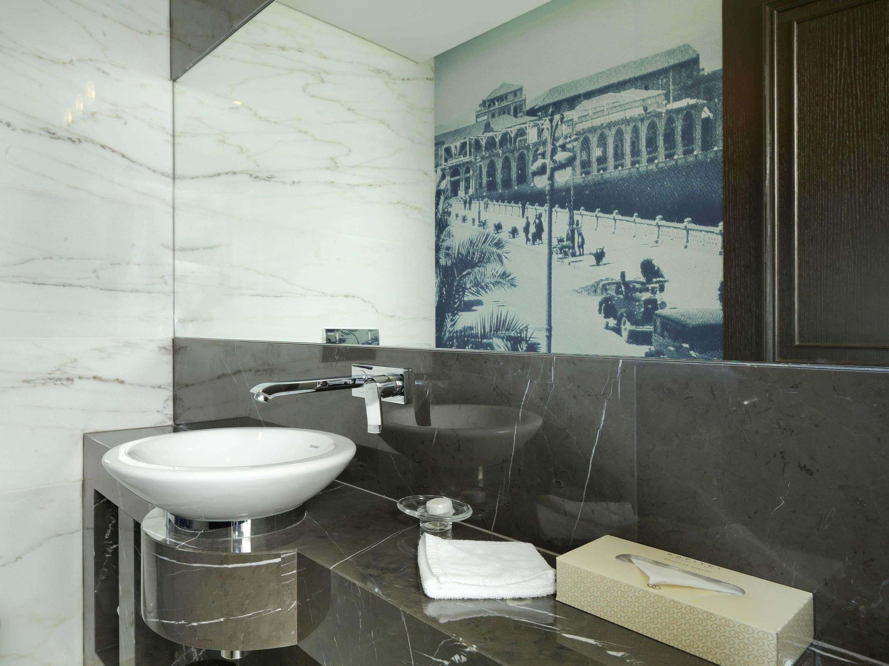Suite, 1 King Bed, Terrace (PRESTIGE) | Egyptian cotton sheets, premium bedding, pillowtop beds, minibar