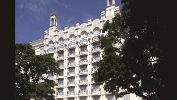 Bagian depan properti