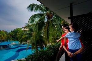 Premier Deluxe Twin Room (Newly Renovated) | View from room