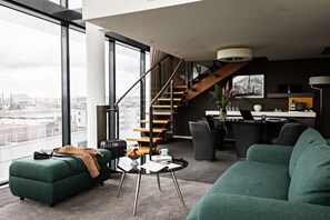 總統套房, 多張床 | 防敏寢具、特厚豪華床墊、房內夾萬、遮光窗簾/窗簾