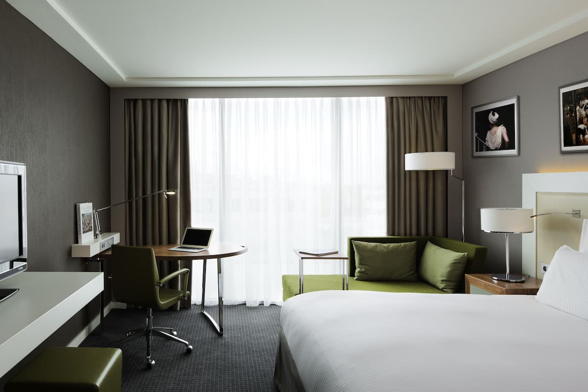 Hypo-allergenic bedding, pillow-top beds, in-room safe