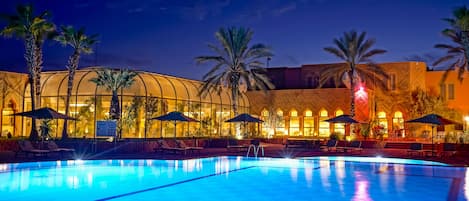 Indoor pool, outdoor pool, sun loungers